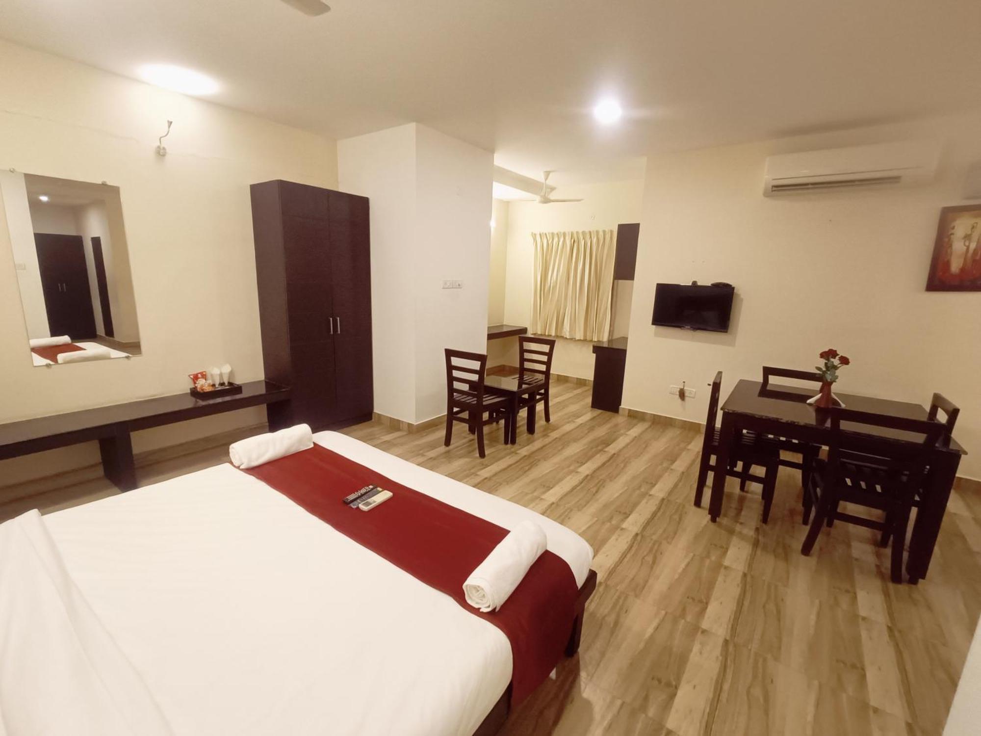 Hotel Marys Arcade Thanjavur Esterno foto