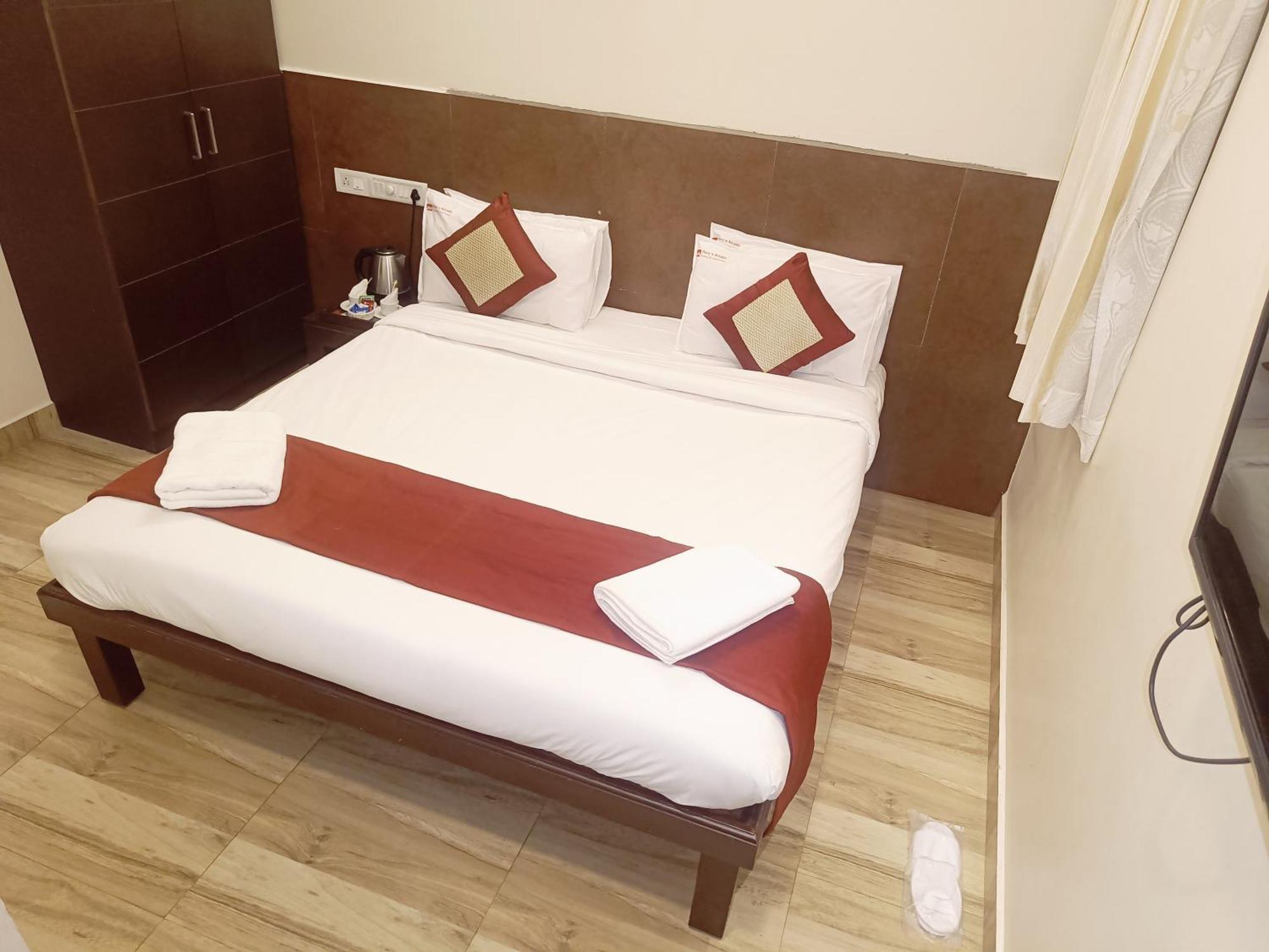 Hotel Marys Arcade Thanjavur Esterno foto